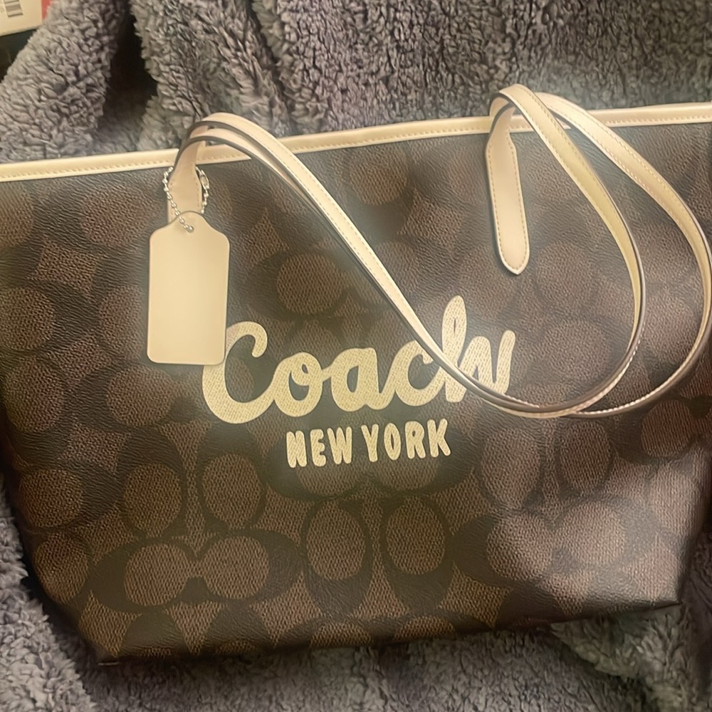 Coach Walnut Brown and White Cory Tote Bag Graphic with Classic Design - Picture 3 of 5